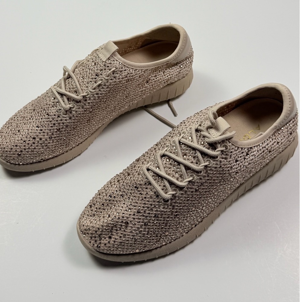 Aldo Rhinestone Embellished Sneakers Blush Beige Crystal Low Top Trainers 8.5